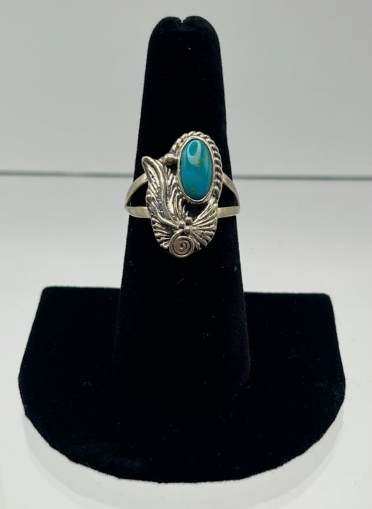Turquoise and Sterling Silver Ring with Feather and Floral Detail; Size 8.5