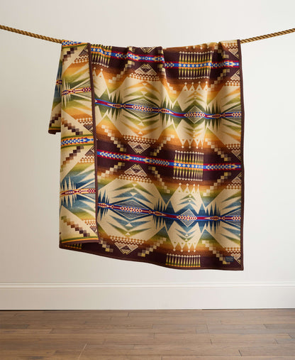 Pendleton Jacquard Unapped Robe Blanket; Mystic Lake