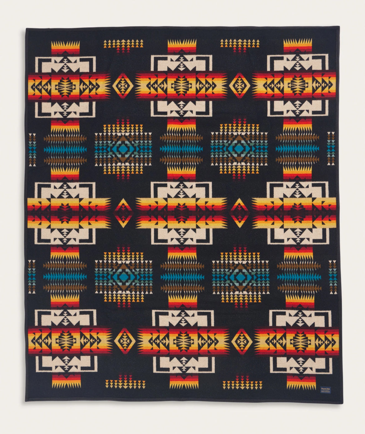 Pendleton Chief Joseph Jacquard Robe Blanket; Black