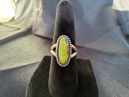 Gaspeite/ Sterling Silver Ring (Size 8)
