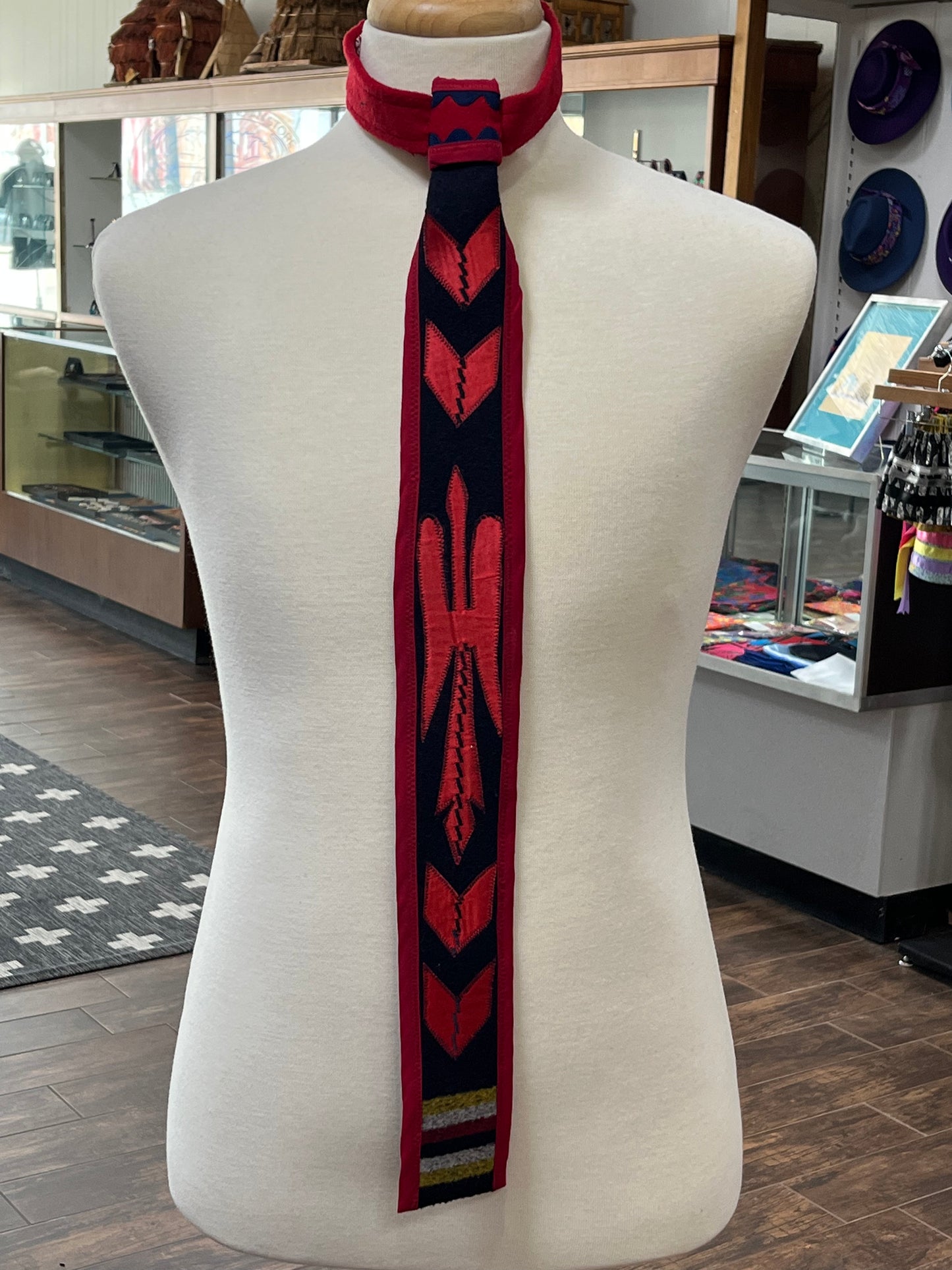 Embroidered Broadcloth Tie Black and Red