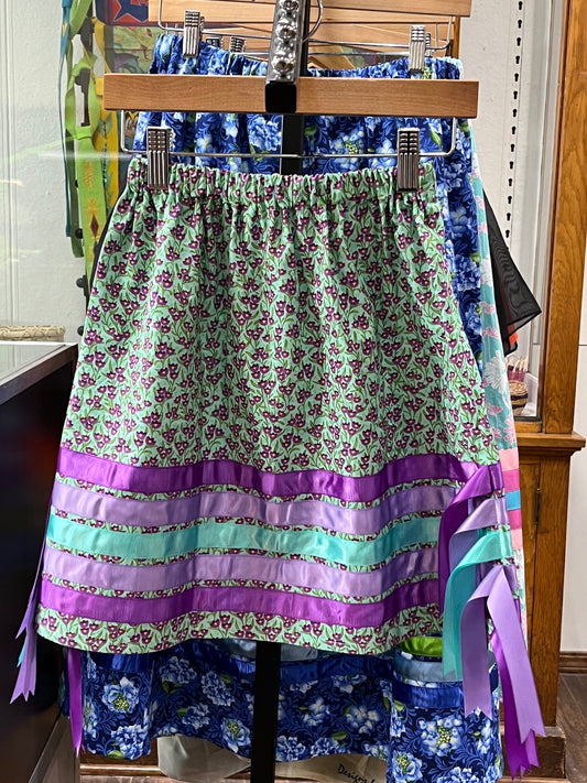 Girl’s Ribbon Skirt Size 5; Light Green with Purple Floral design