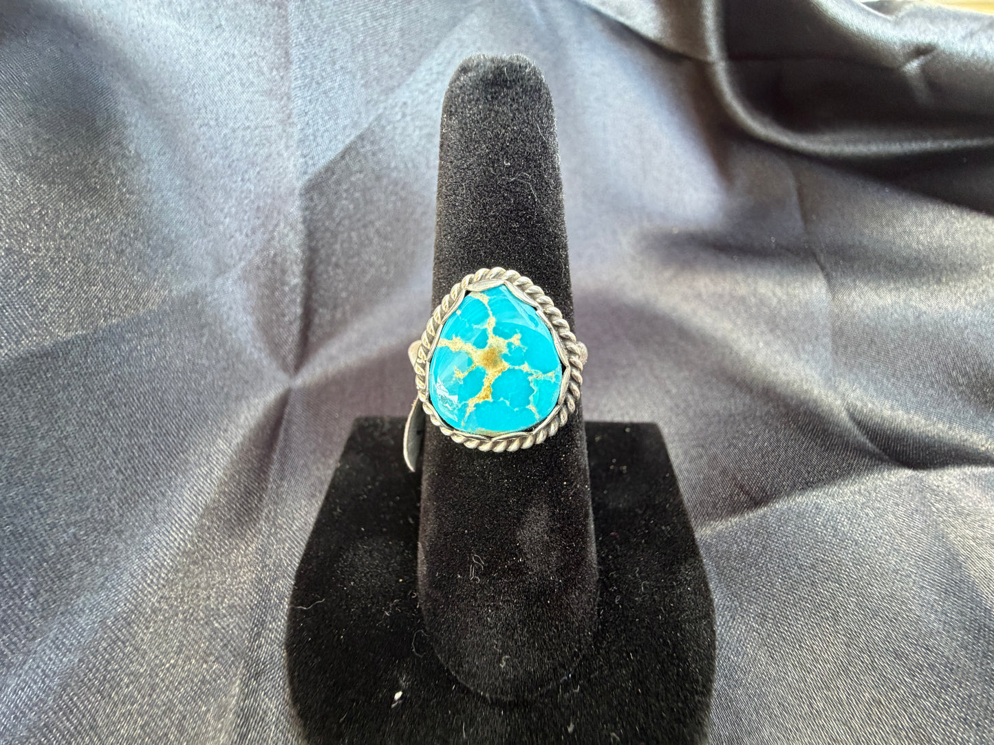 Turquoise / Sterling Silver Ring (Size 6 1/2)