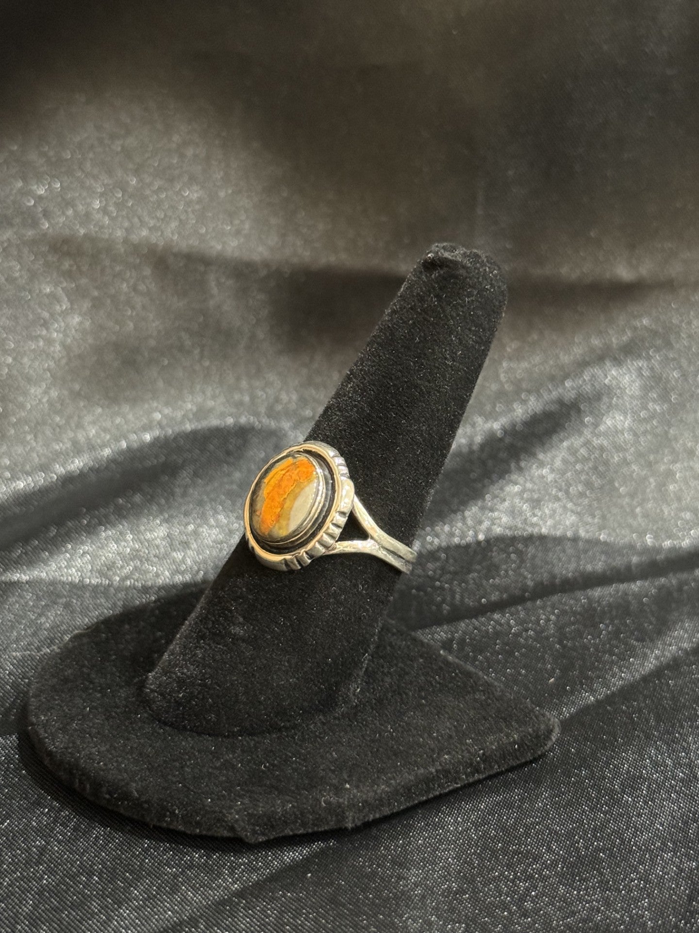 Bumblebee/Sterling Silver Ring (Size 8 1/4)