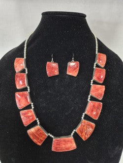 Spiny Oyster Shell Statement Necklace Set