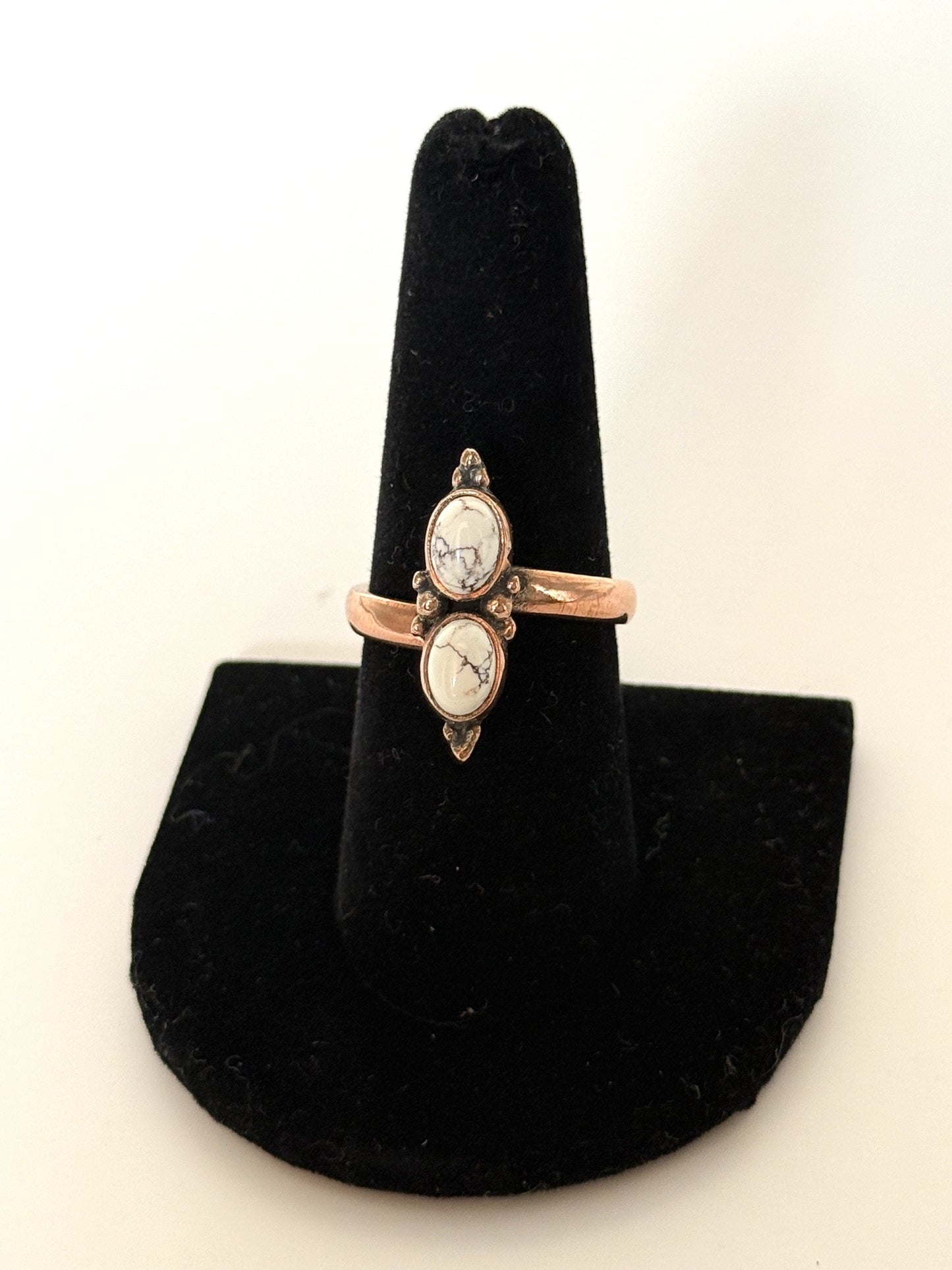 Magnesite & Copper Ring - Size 8 1/2