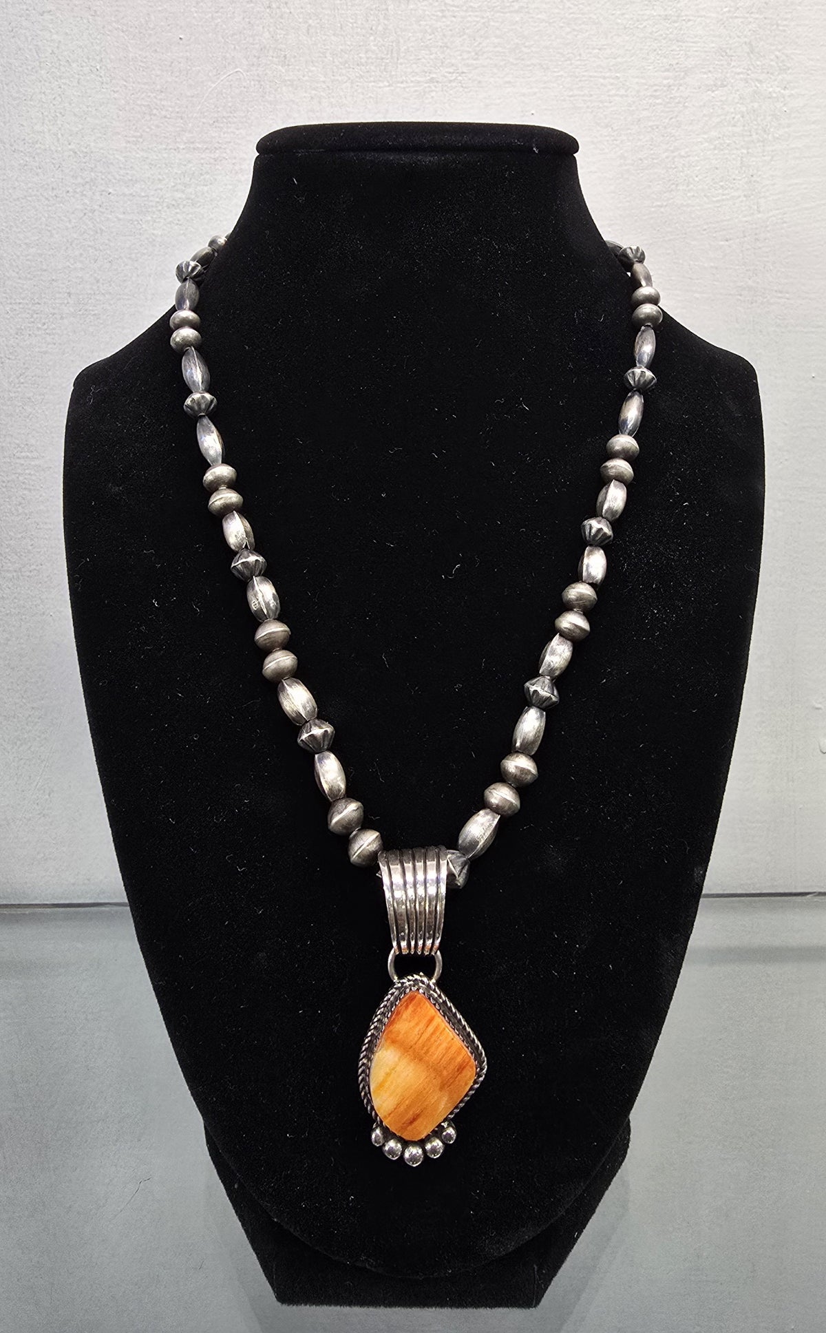 Spiny Oyster Necklace w/Navajo Pearls